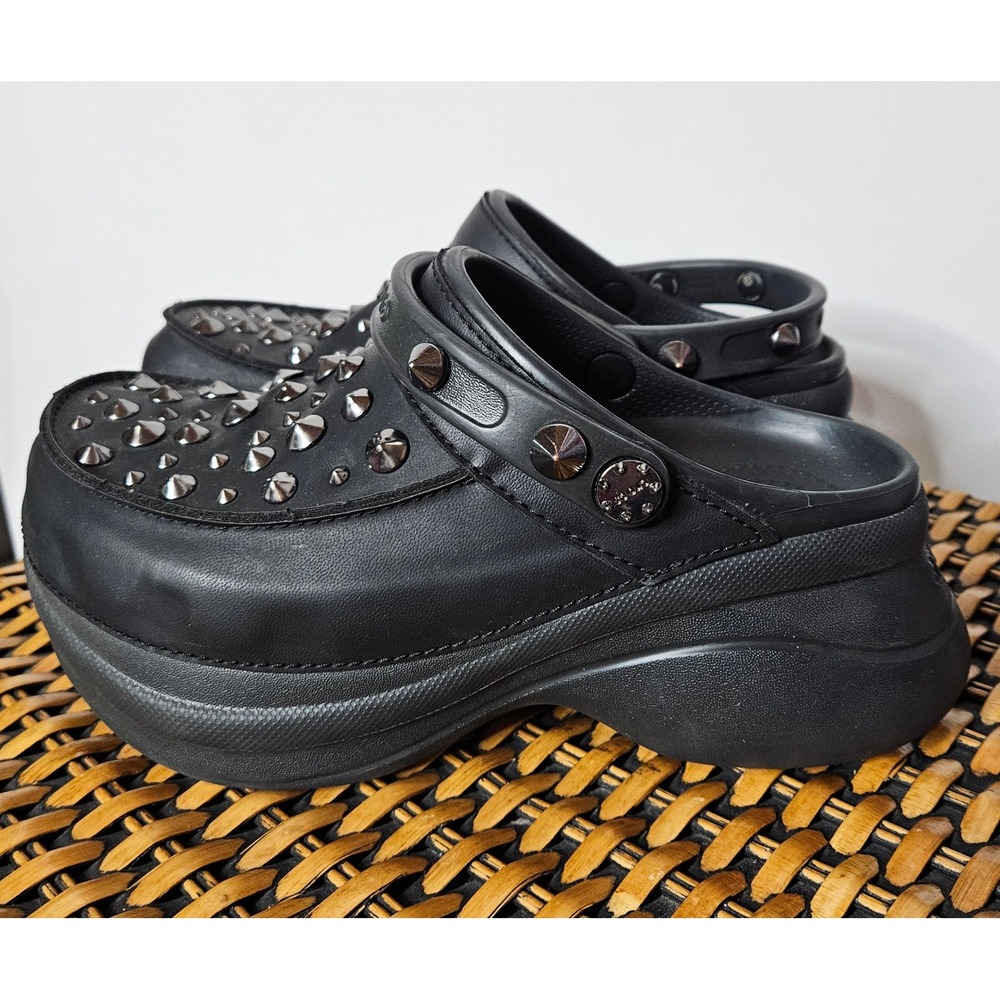 Crocs Bae Platform Clogs Black Studded Punk Goth Women 8 Chunky Heel Edgy Shoes - Picture 3 of 5